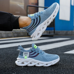 Now Shape Aerus III Sneakers